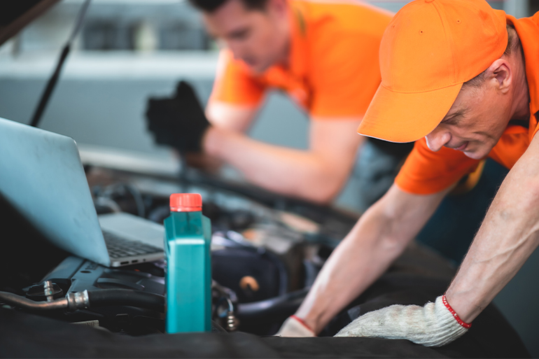 Vehicle Maintenance &<br>Fleet Management